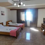 Dea Hotel