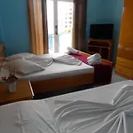 Hotel Dea 3*