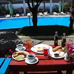 Dea Hotel