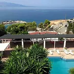 Hotel Dea 3*