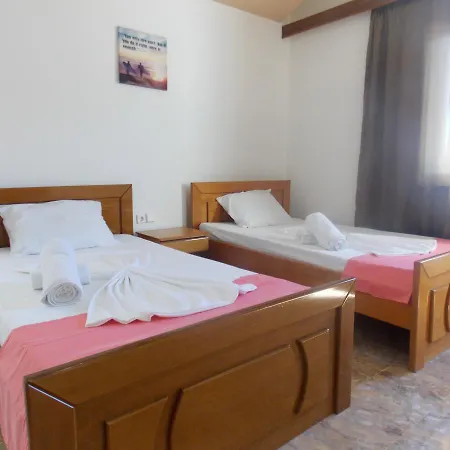 Hotel Dea 3*