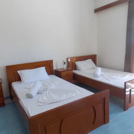 Hotel Dea 3*