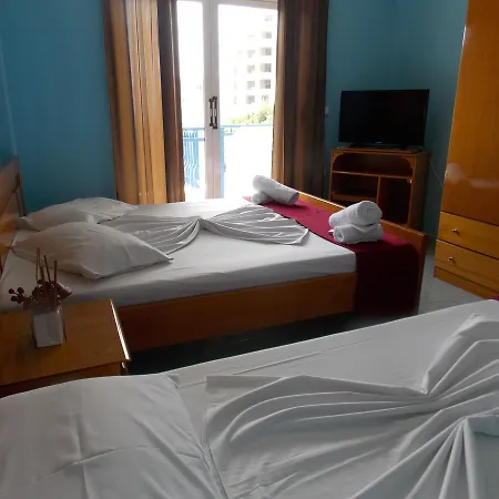 Hotel Dea 3*