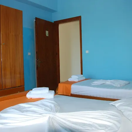 Dea Hotel 3*