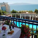 Dea فندق ساراندا